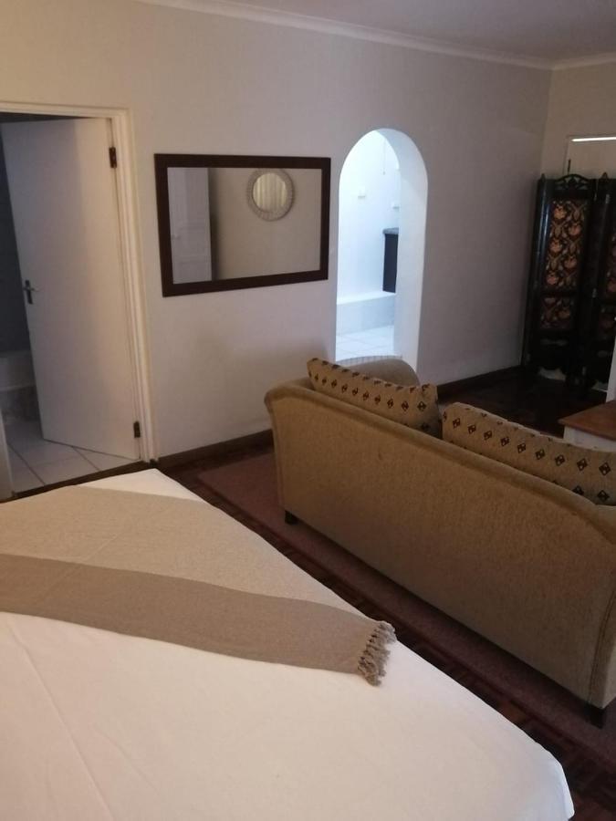36 Mount Road Self Catering Hotel Port Elizabeth Exterior foto