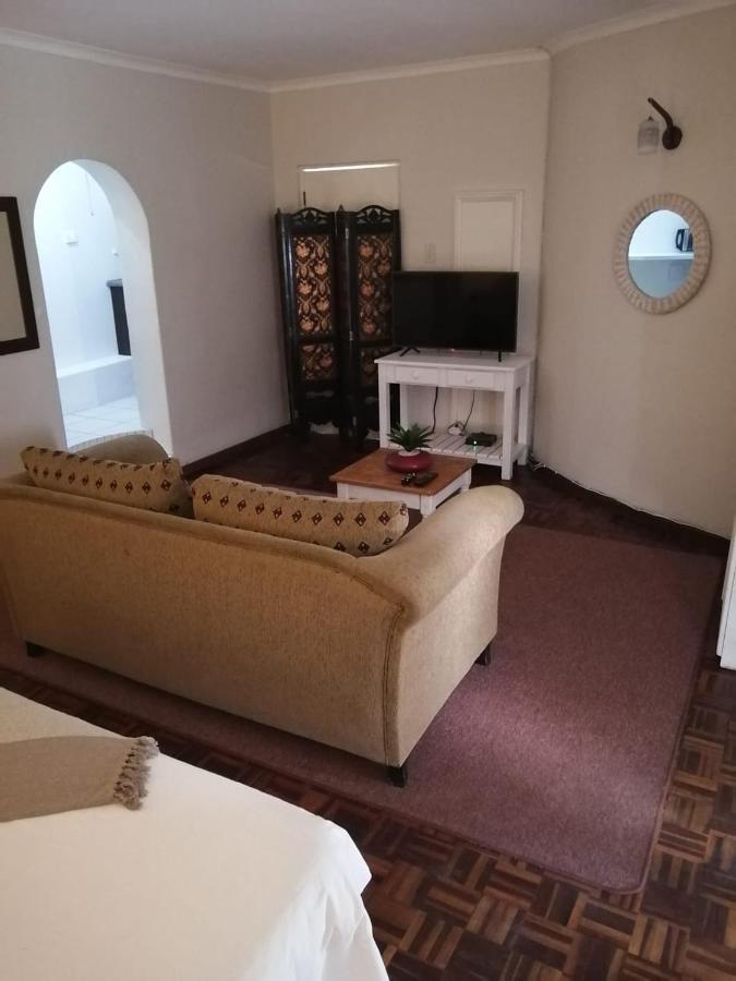 36 Mount Road Self Catering Hotel Port Elizabeth Exterior foto